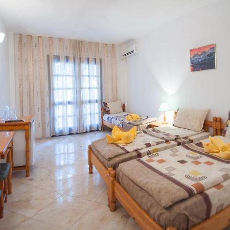 Hotel Stefanov 1 Lozenets Esterno foto