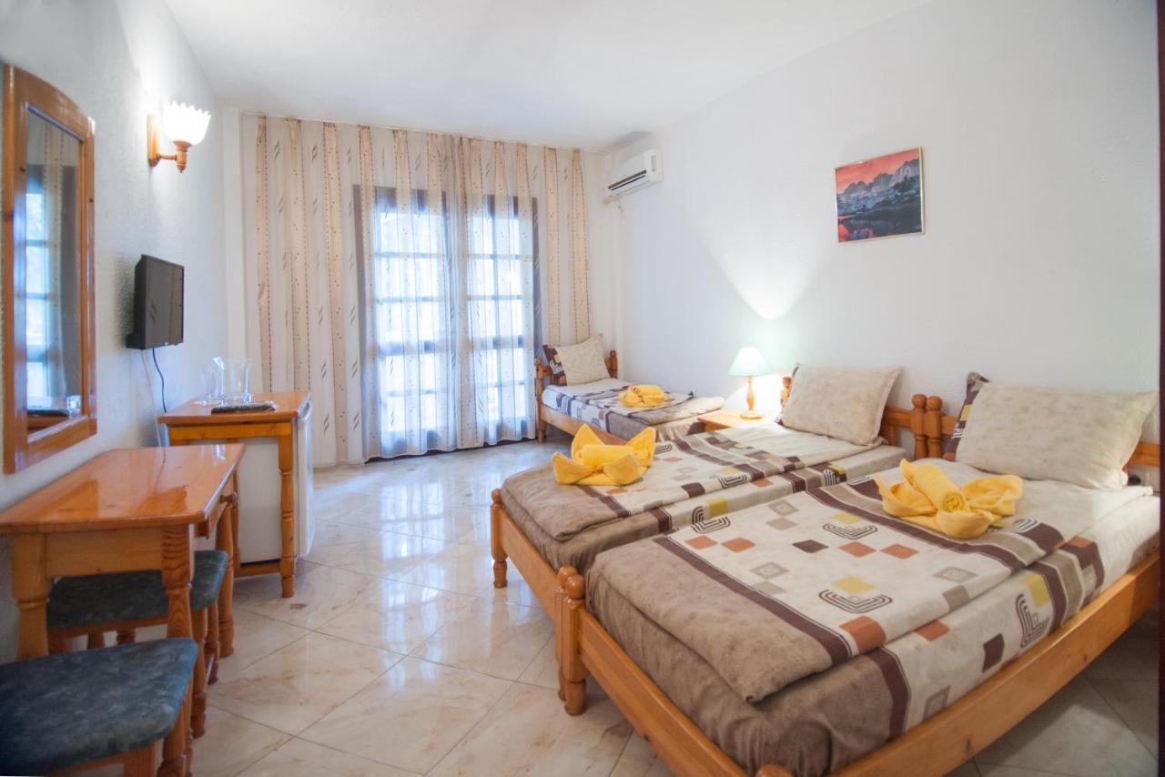 Hotel Stefanov 1 Lozenets Esterno foto