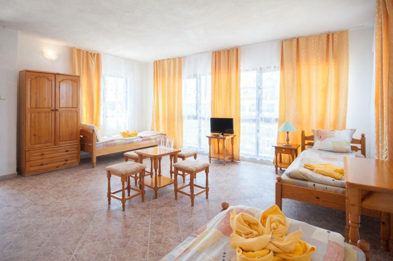 Hotel Stefanov 1 Lozenets Esterno foto